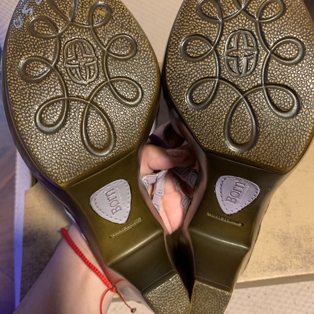 Born Heels - image 3